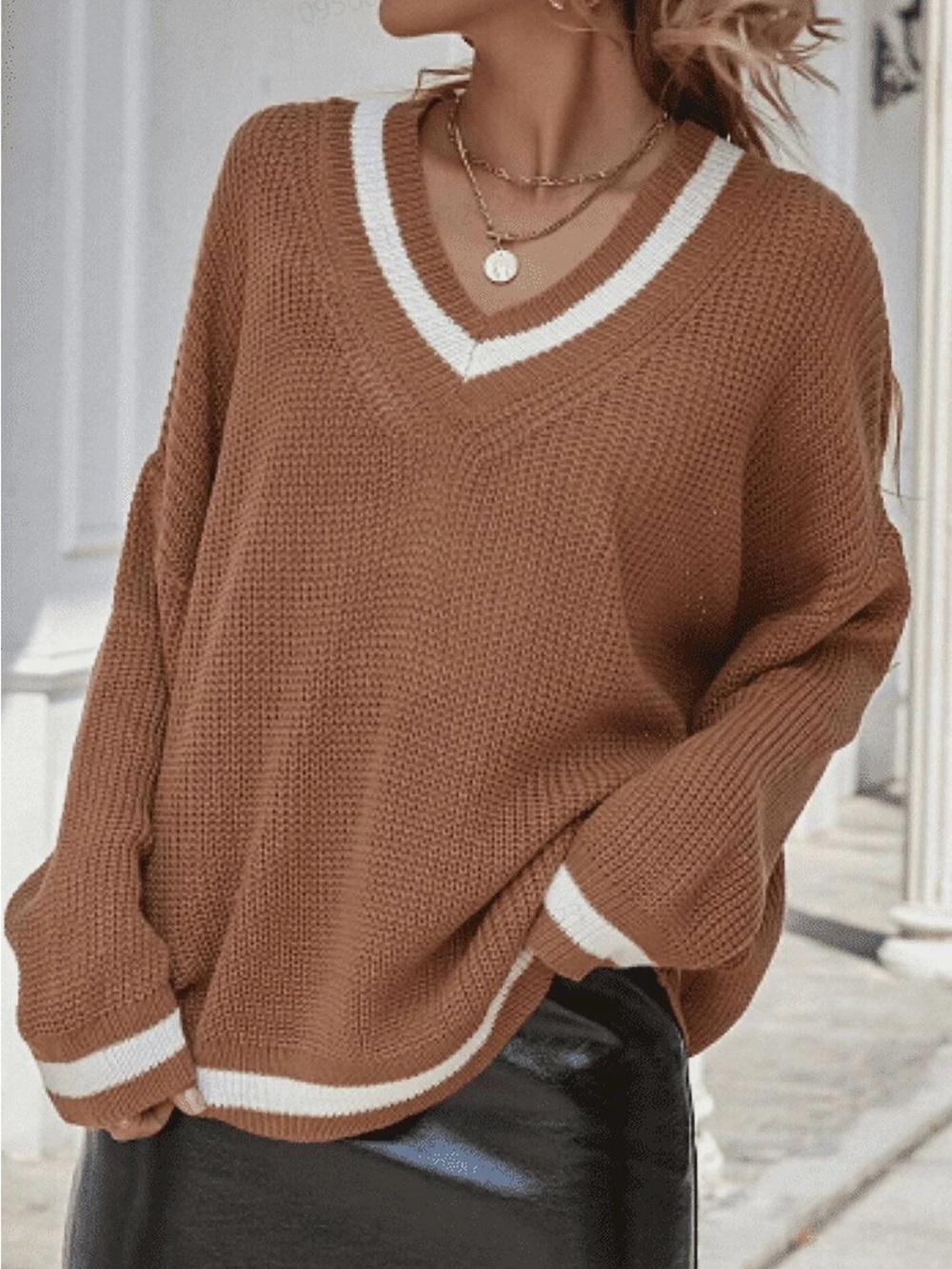 ShenZhen Tan V-Neck Sweater with Contrast Trim women’s XL